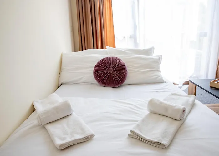 One-bedroom Premium Apartamento Saints Constantine and Helena